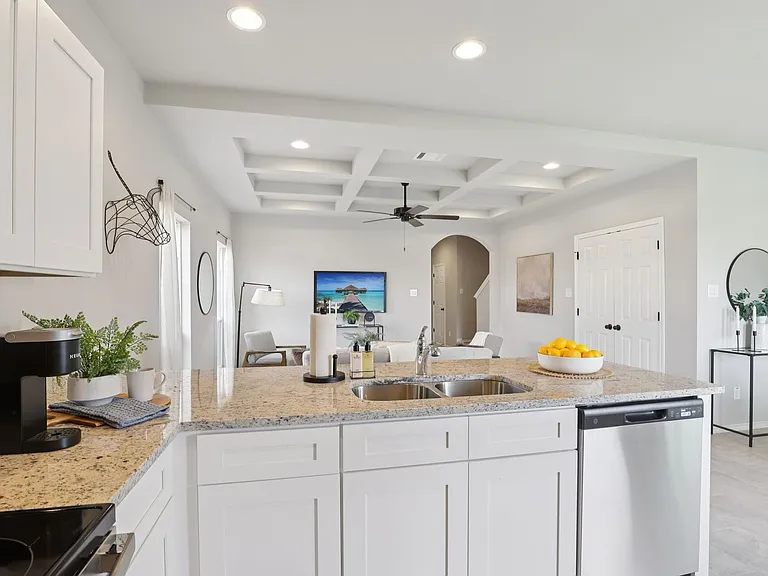 8607 Valentina Way — Photo 9