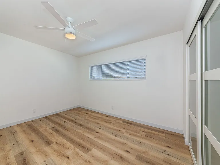 1955 Locust Ave #6 — Photo 17