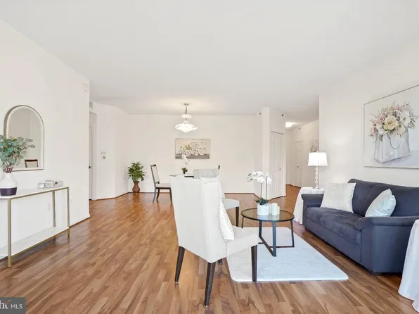 3210 N Leisure World Blvd APT 301, Silver Spring, MD 20906