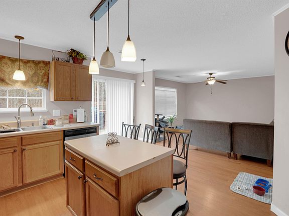 5th image of 321 Concord Place Rd