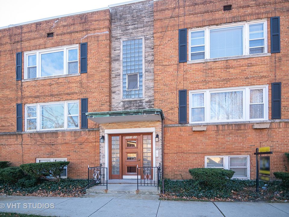 1st image of 2555 W North Shore Ave #2W