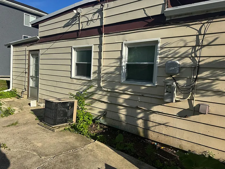 28 W Willow St — Photo 20