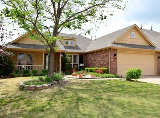 1801 E Laredo St S, Broken Arrow, OK 74012