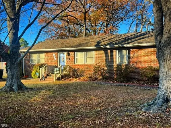 345 Cabot Drive, Hampton, VA 23669