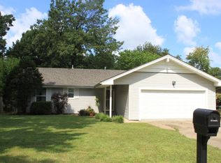 1351 S John Ave, Springfield, MO 65804