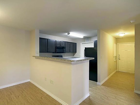 5th image of 749 Wildcat Way #12878468