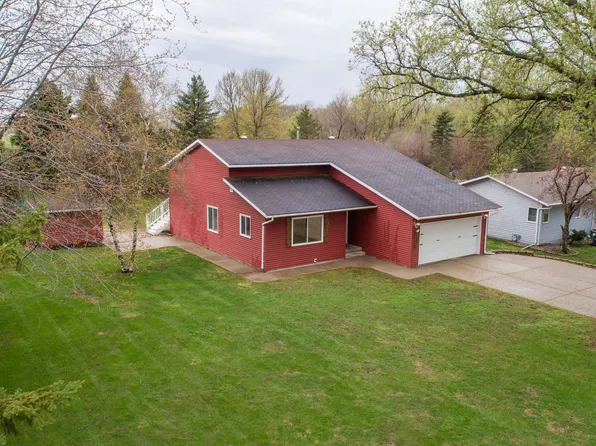 732 E Gustavus Ave, Fergus Falls, MN 56537