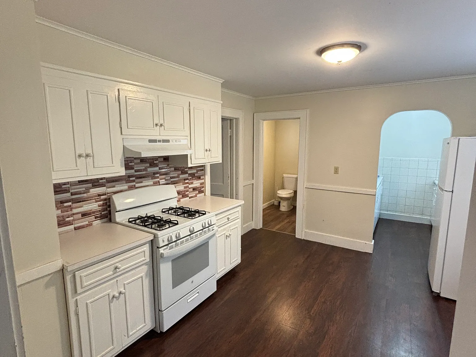 1 bed, 700 sqft, $1,700 — Photo 2