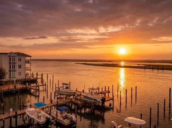 6321-315 Captains Ln, Chincoteague Island, VA 23336