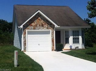 413 Lennox Dr, Eden, NC 27288