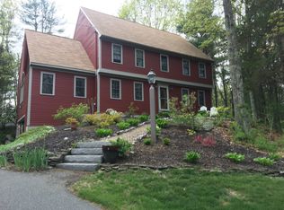 94 Hillside St, Rowley, MA 01969