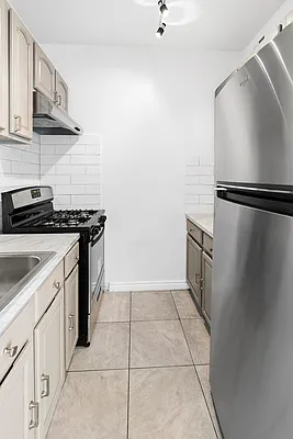 Rented by Ntrust Realty LLC | media 12