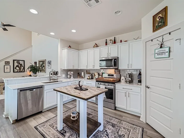 8005 Linnie Ln — Photo 7