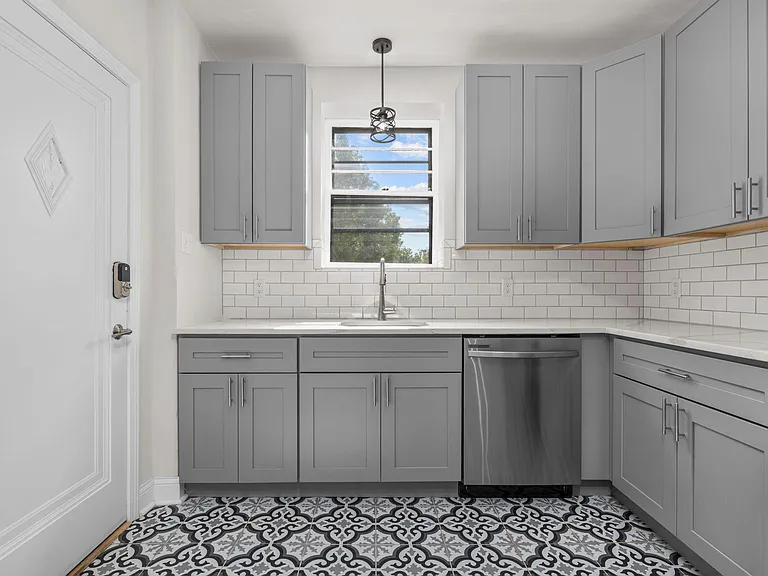 7701 Wise Ave #2S — Photo 8