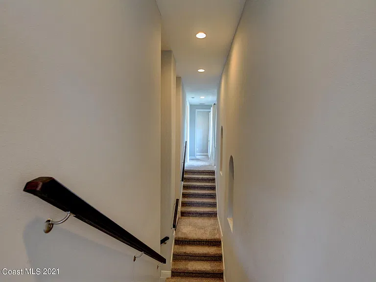 6903 Vista Hermosa Dr — Photo 14