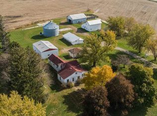 7492 13th Ave, Belle Plaine, IA 52208