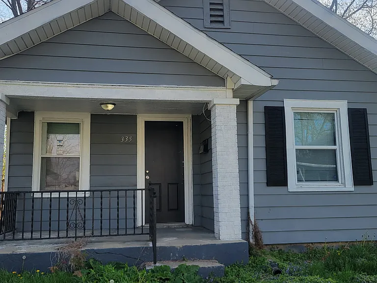 335 S Oakland Ave — Photo 6