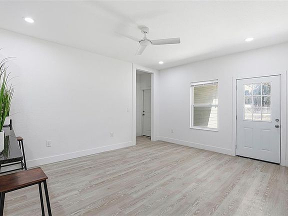3rd image of 103 Long Rd