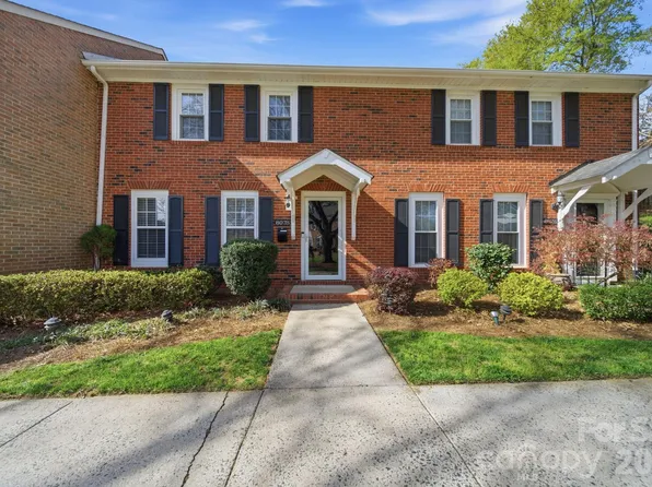 8078 Knights Bridge Rd, Charlotte, NC 28210