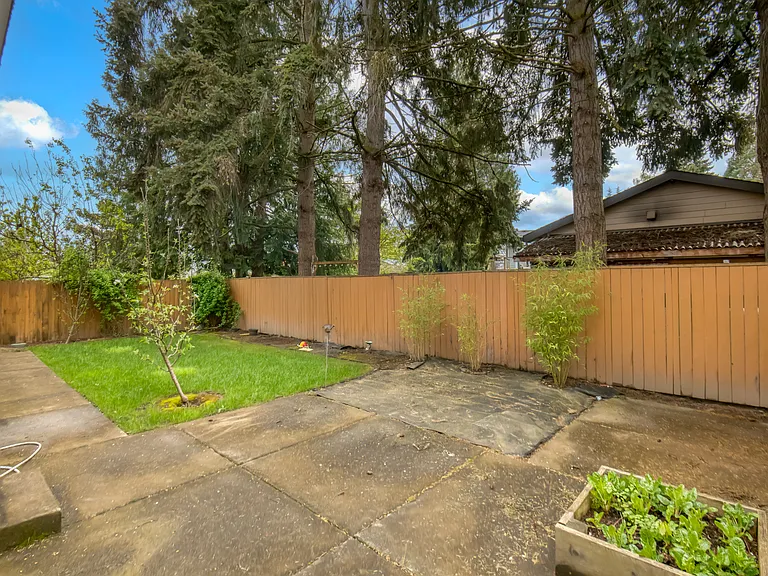 21626 SW Parkin Ln — Photo 29