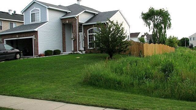 1st image of 992 S Castlewood Ln