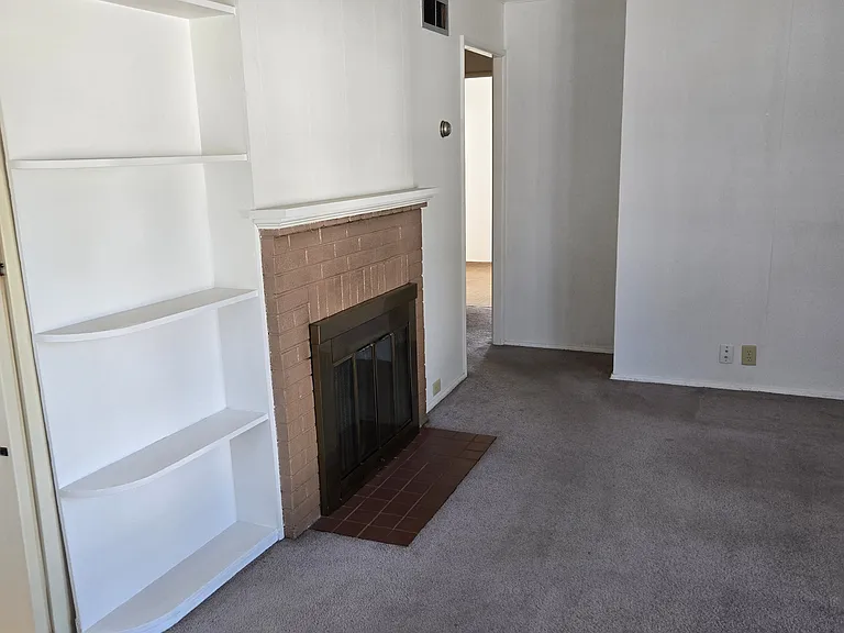848 Hunt Ave — Photo 6