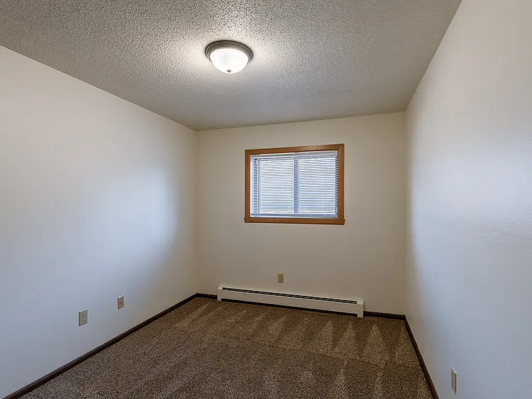 Fargo, ND Martha Alice Apartments | Bedroom