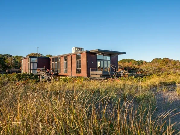 68 Paine Ave, Beverly, MA 01915