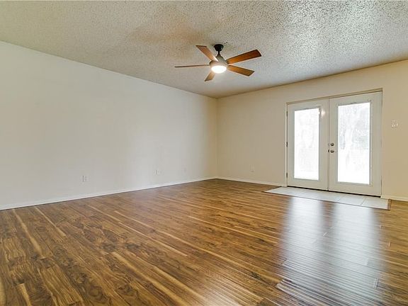 5th image of 1513 Pelican Ct