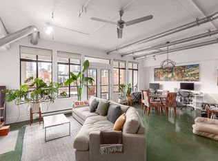 28 Powell St #503, Vancouver, BC V6A 1E7