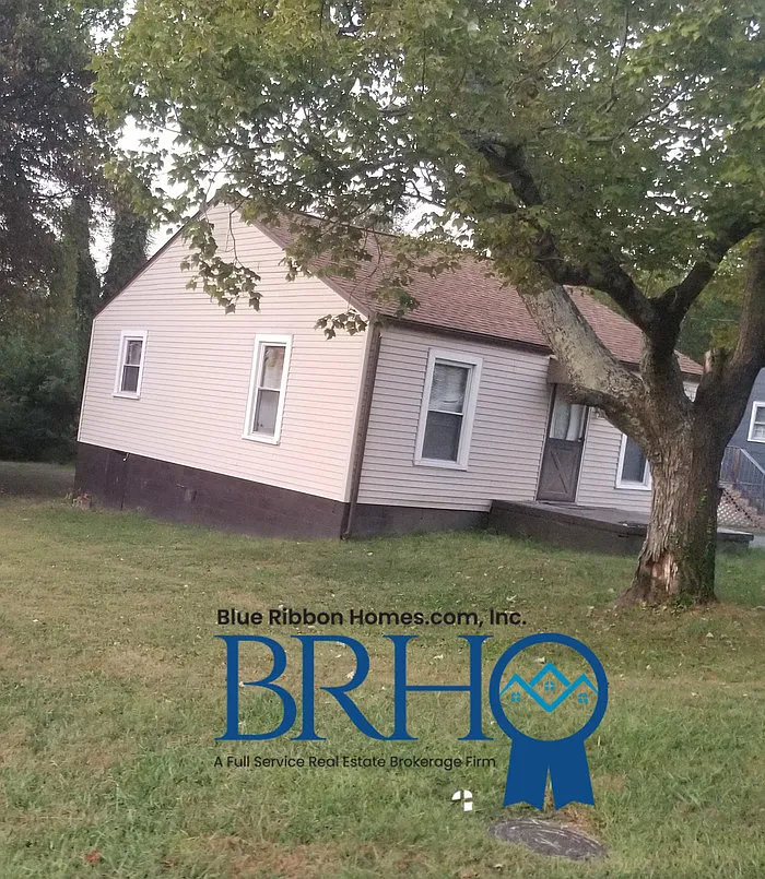 2 bed, 1.0 bath, 758 sqft, $1,550 — Photo 4