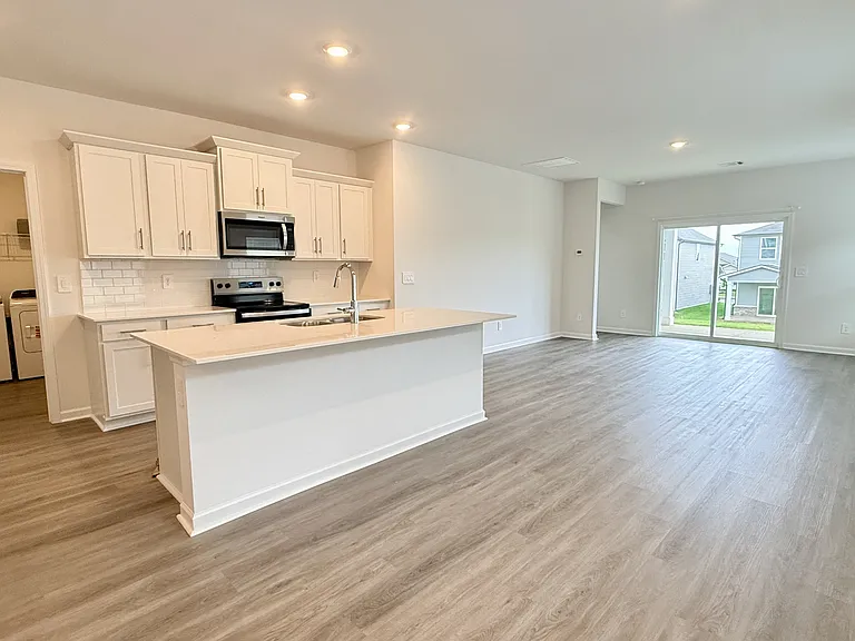 8259 Huspa Ave — Photo 4