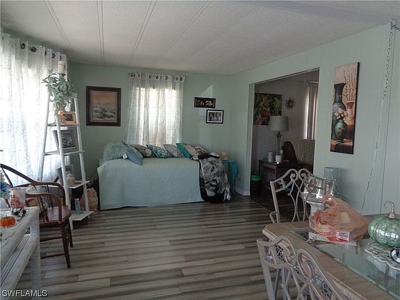 5th image of 2988 Longview Ln