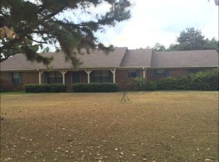 1003 Par Cir, Hope, AR 71801