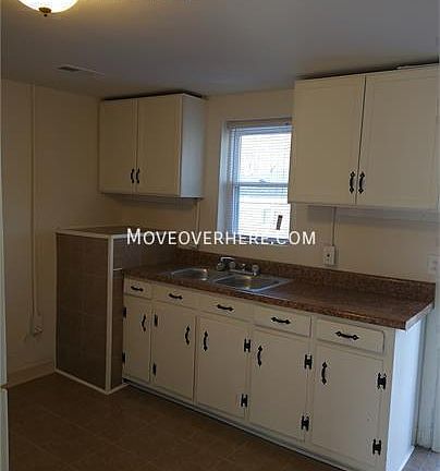 5th image of 6414 Augusta Rd #B