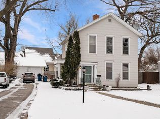 606 E Washington St, Morris, IL 60450