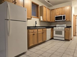 1527 W Walton St #G, Chicago, IL 60642