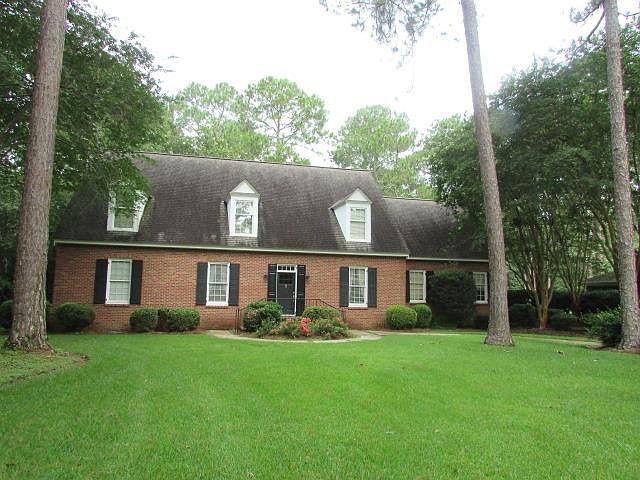 1st image of 1346 Fairview Dr