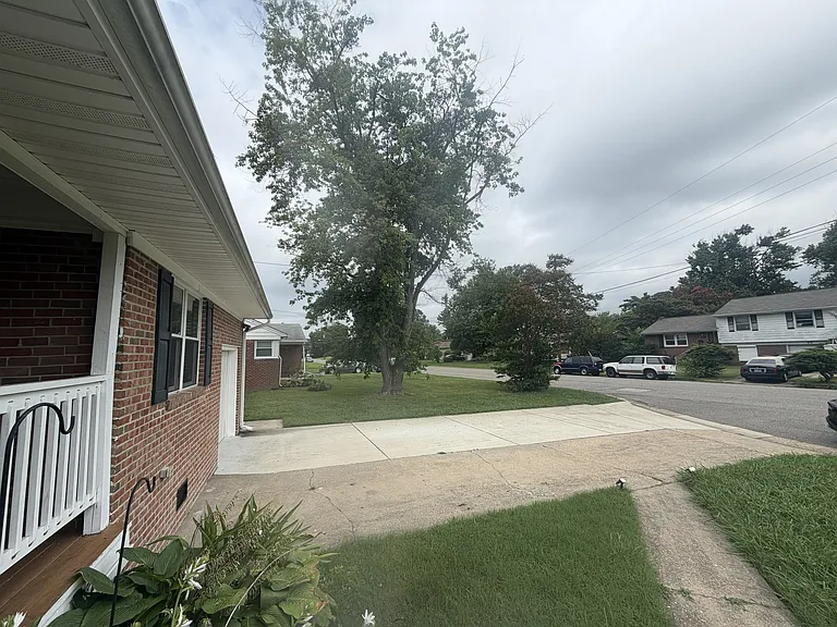 16 Inglewood Dr — Photo 31