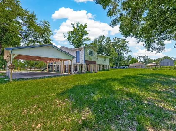 25080 Lakeshore Dr, Splendora, TX 77372
