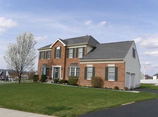 1807 Gary Rd, Stewartsville, NJ 08886