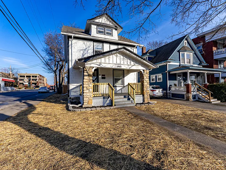 3901 Central St — Photo 54