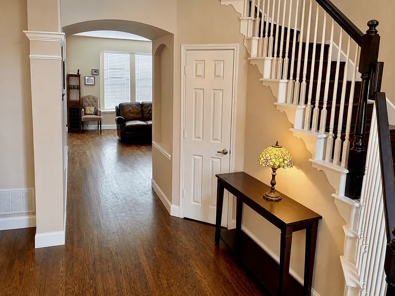 3704 Winding Way — Photo 7