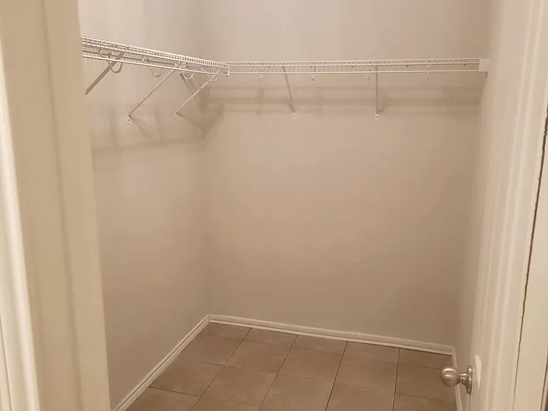 9802 Magnolia Run — Photo 8