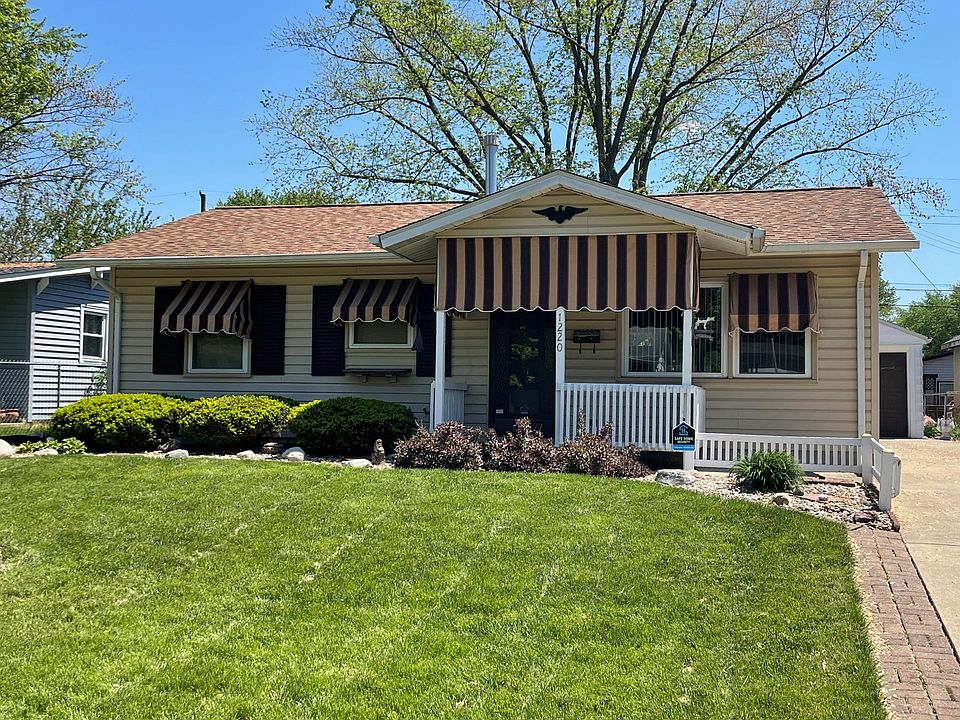 1st image of 1220 Davis Dr