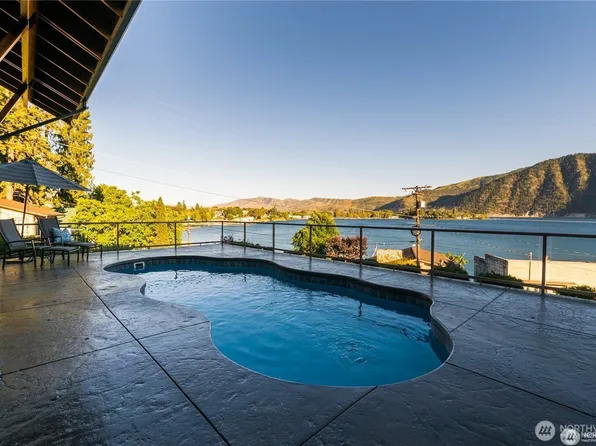 408 Manson Boulevard, Manson, WA 98831