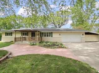 102 Della St, East Peoria, IL 61611