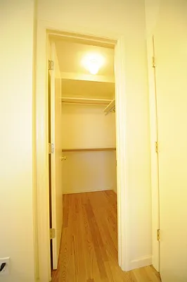 Rented by STAR CITIES INTERNATIONAL PROPERTY CORPORATION | media 15