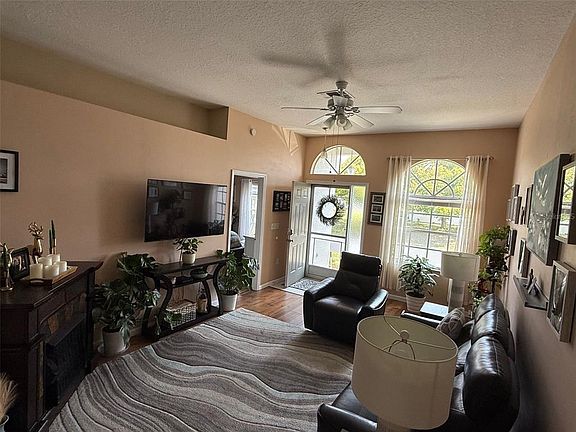 4th image of 4147 La Pasida Ln