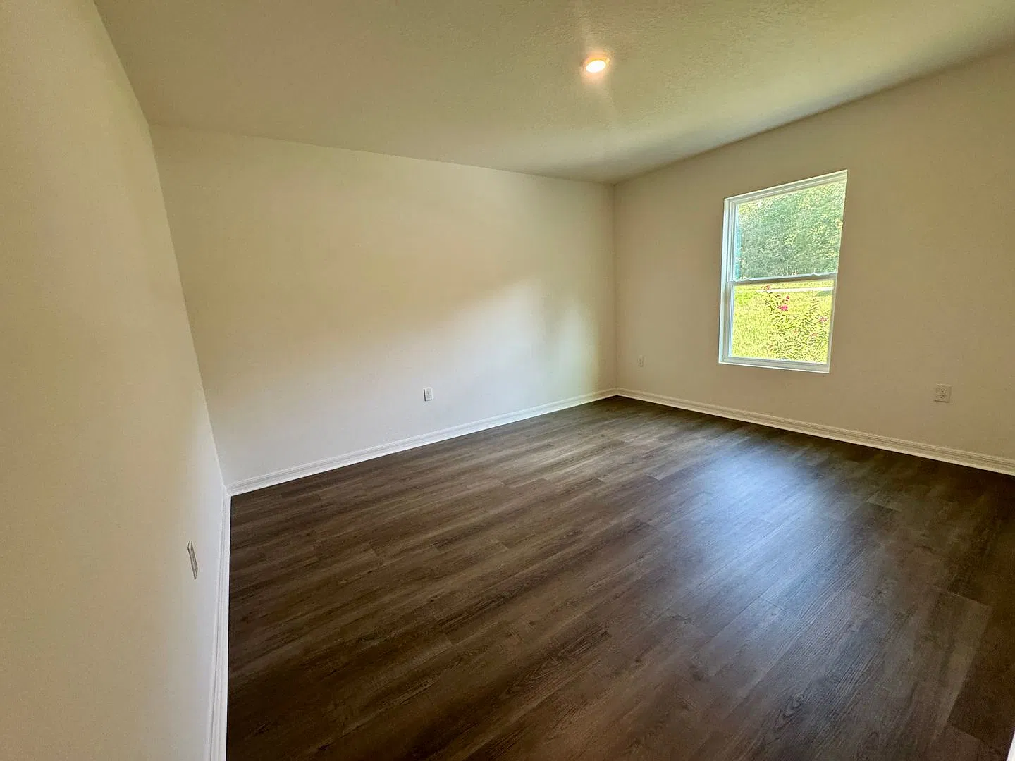 3046 E Glenn St. — Photo 2